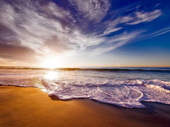 beach 1751455 1920