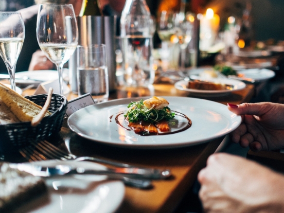 restaurant 691397 1920